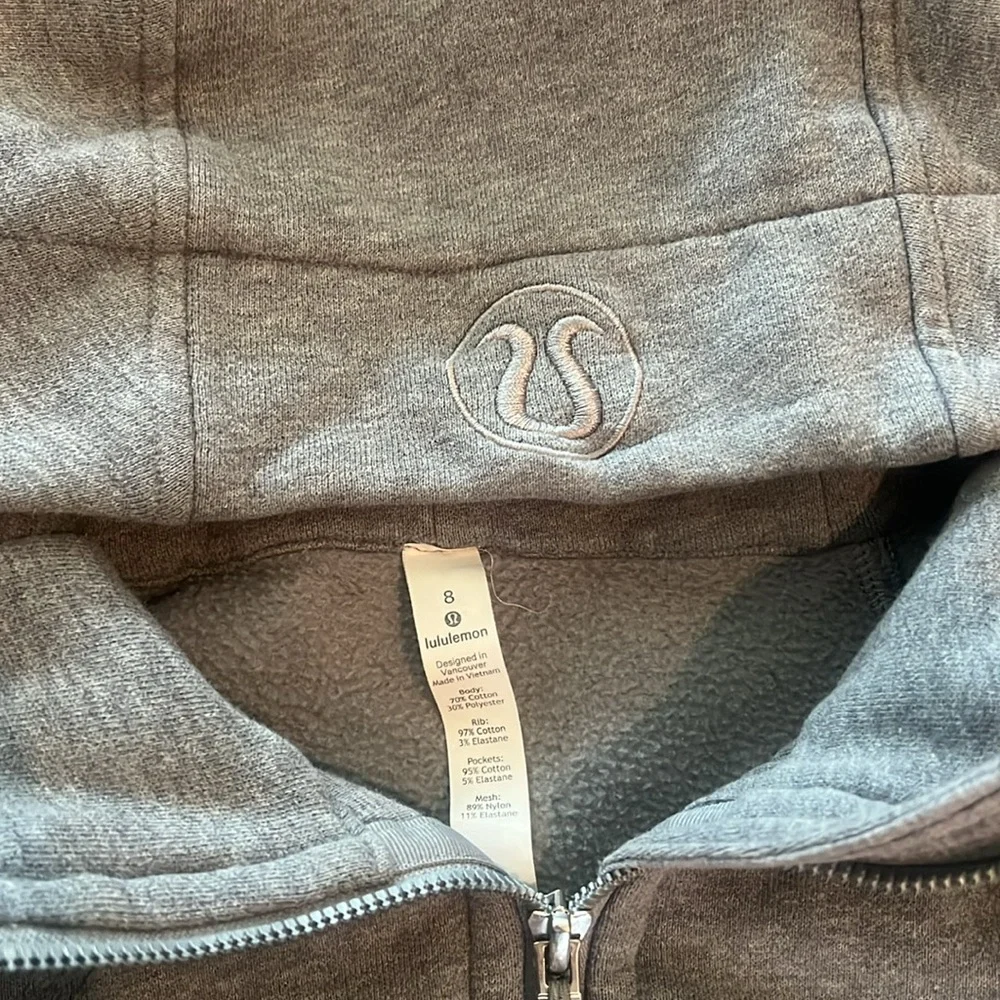 Lululemon Scuba hoodie - Picture 2 of 9